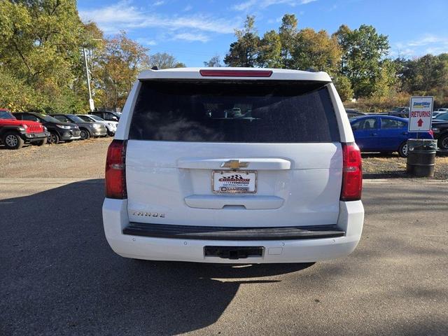 Photo of 2019 Summit White Chevrolet Tahoe