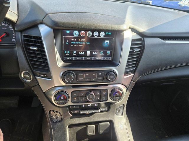 Photo of 2019 Summit White Chevrolet Tahoe