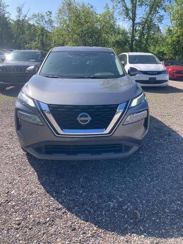 Photo of 2022 Gun Metallic Nissan Rogue
