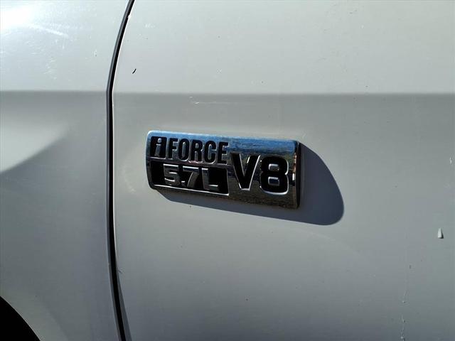 Photo of 2021 Super White Toyota Tundra
