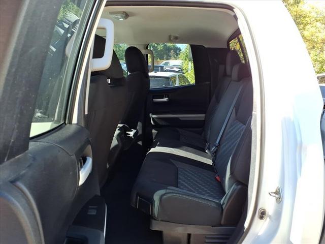 Photo of 2021 Super White Toyota Tundra