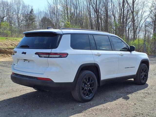 Photo of 2024 Bright White Clearcoat Jeep Grand Cherokee L