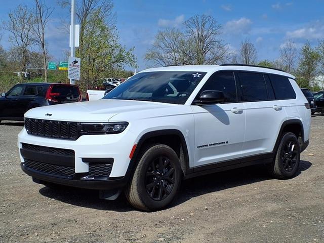 Photo of 2024 Bright White Clearcoat Jeep Grand Cherokee L