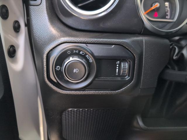 Photo of 2023 Bright White Clearcoat Jeep Wrangler