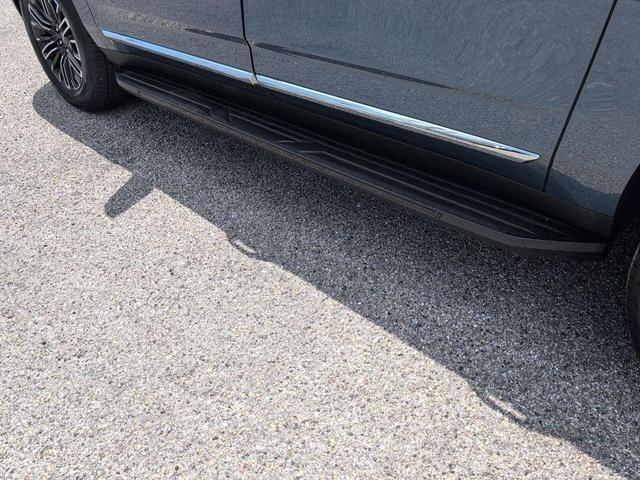 Photo of 2025 Downpour Metallic GMC Yukon XL