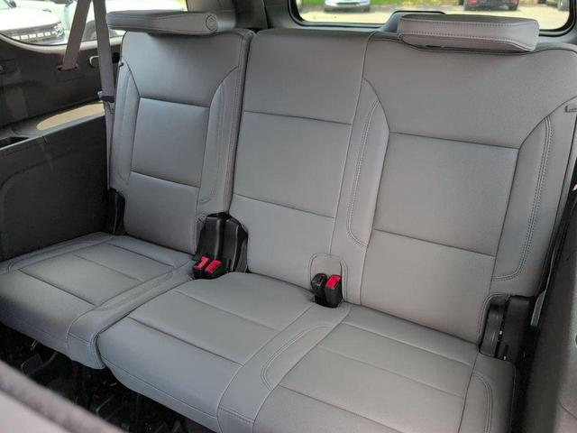 Photo of 2025 Downpour Metallic GMC Yukon XL