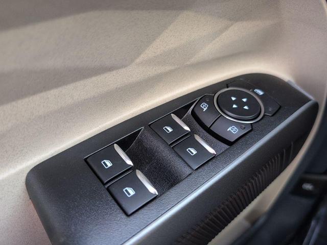 Photo of 2025 Desert Sand Ford Maverick