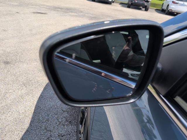Photo of 2025 Vapor Blue Metallic Ford Escape