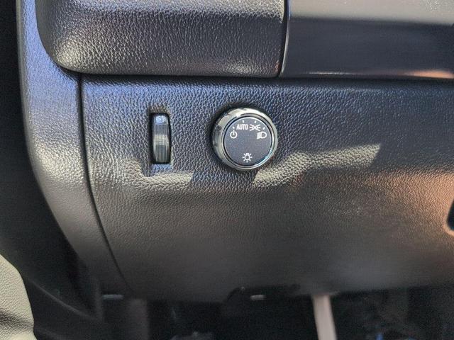 Photo of 2022 Cherry Red Tintcoat Chevrolet Colorado