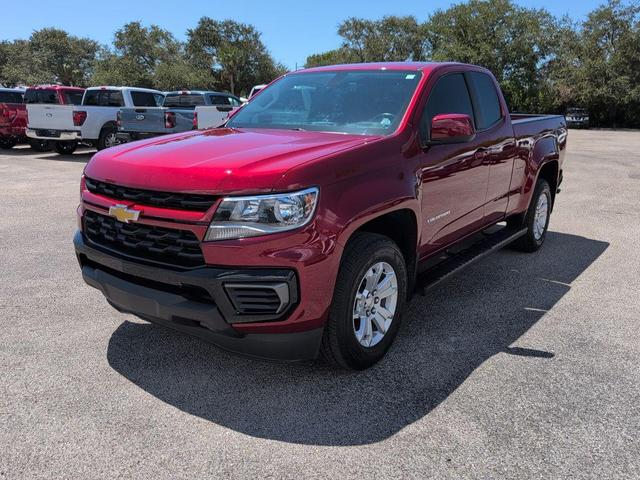 Photo of 2022 Cherry Red Tintcoat Chevrolet Colorado