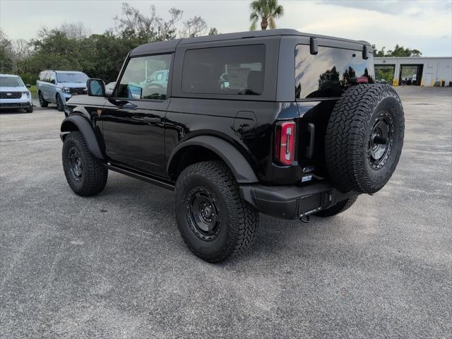 Photo of 2025 Shadow Black Ford Bronco