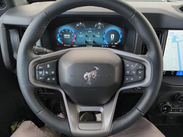 Photo of 2025 Shadow Black Ford Bronco