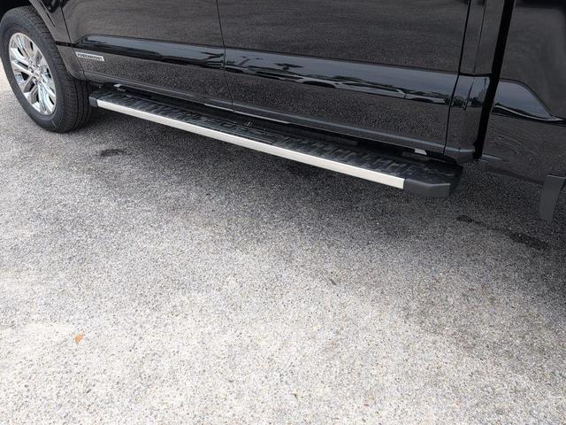 Photo of 2025 Agate Black Metallic Ford F-150