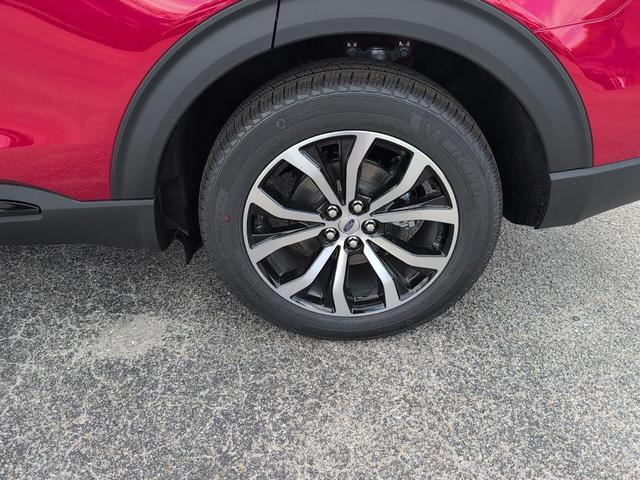 Photo of 2025 Rapid Red Metallic Tinted Clearcoat Ford Explorer