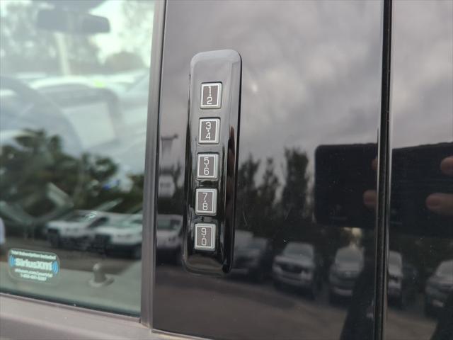 Photo of 2023 Iconic Silver Metallic Ford F-250