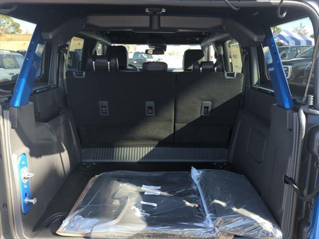 Photo of 2024 Velocity Blue Metallic Ford Bronco