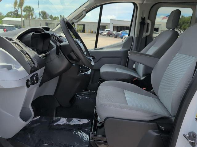 Photo of 2019 Oxford White Ford Transit-350