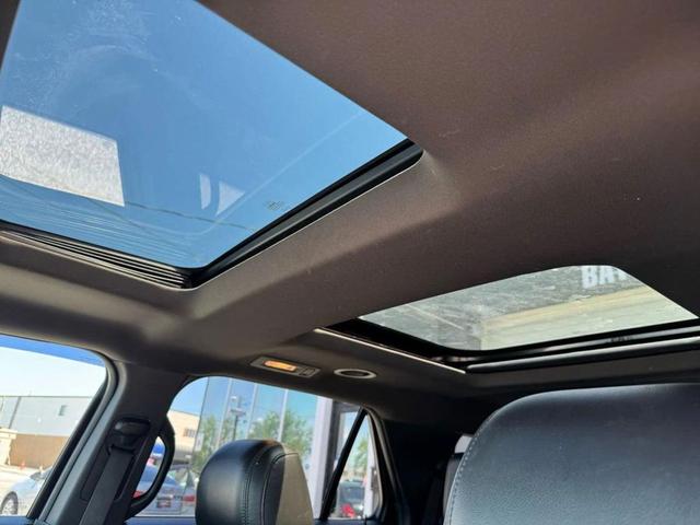 Photo of 2011 Kona Blue Metallic Ford Explorer