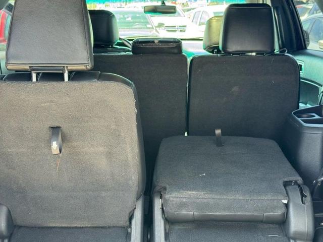 Photo of 2011 Kona Blue Metallic Ford Explorer