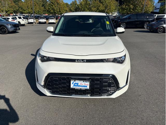 Photo of 2025 Snow White Pearl Kia Soul