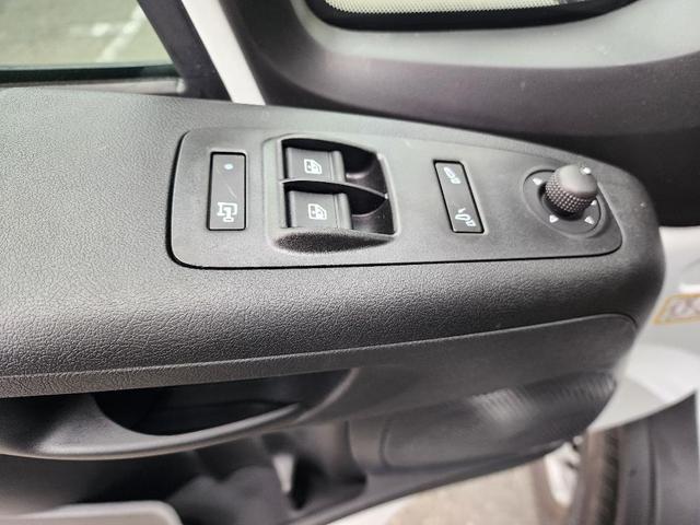 Photo of 2024 Bright White Clearcoat RAM ProMaster 2500