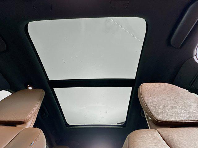Photo of 2022 Pine Grey Metallic Volvo XC60 Recharge Plug-In Hybrid