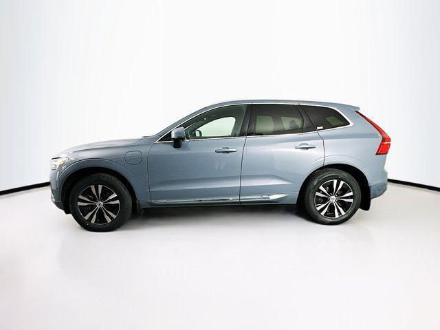 Photo of 2022 Pine Grey Metallic Volvo XC60 Recharge Plug-In Hybrid