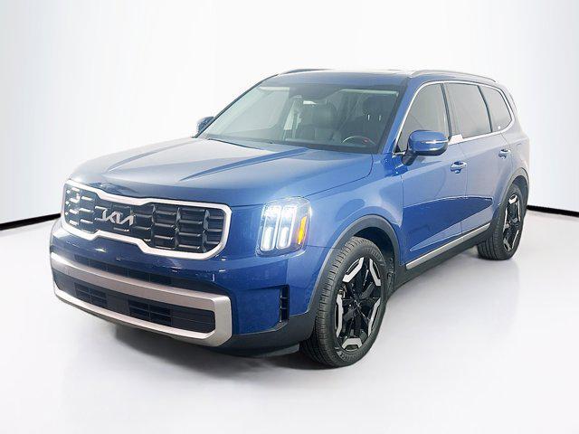 Photo of 2023 Midnight Lake Blue Kia Telluride