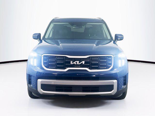 Photo of 2023 Midnight Lake Blue Kia Telluride