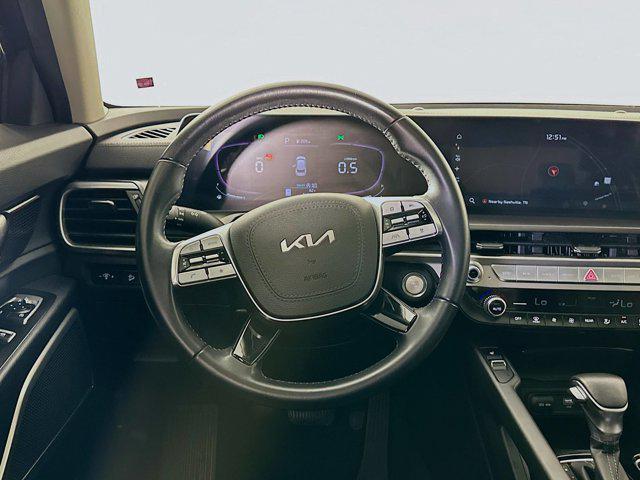 Photo of 2023 Midnight Lake Blue Kia Telluride