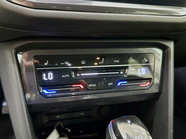 Photo of 2024 Pure White Volkswagen Tiguan