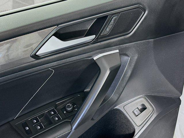 Photo of 2024 Pure White Volkswagen Tiguan