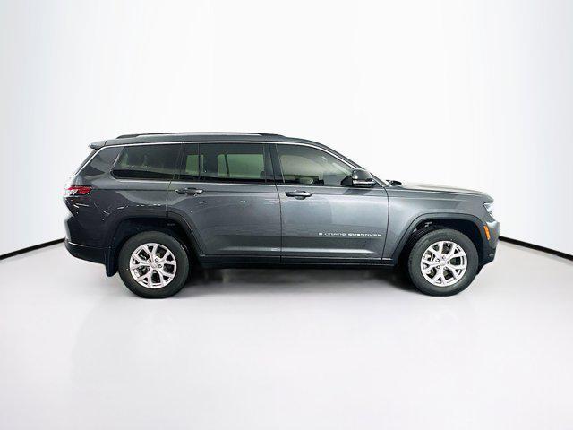 Photo of 2022 Baltic Gray Metallic Clearcoat Jeep Grand Cherokee L