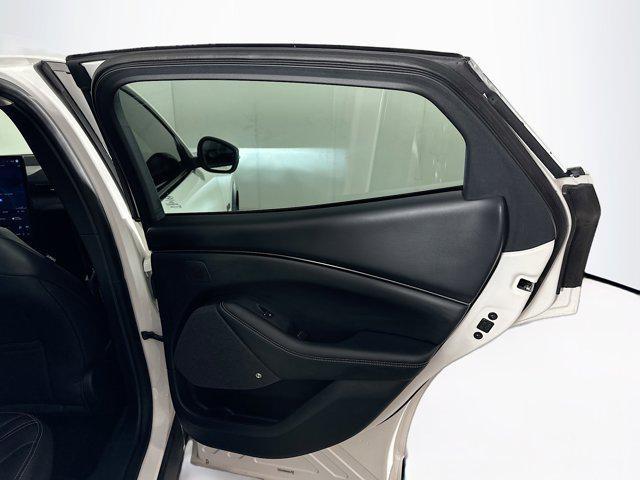 Photo of 2021 Star White Metallic Tri-Coat Ford Mustang Mach-E