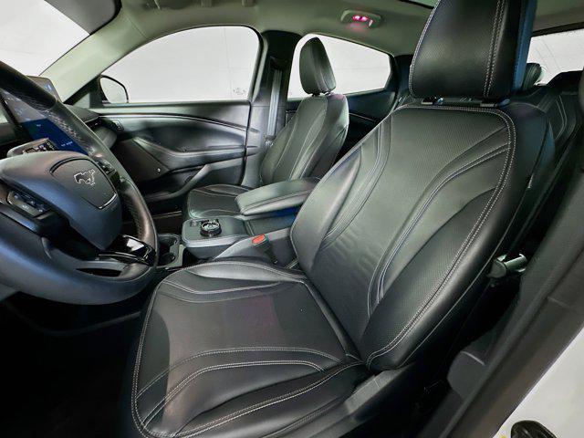 Photo of 2021 Star White Metallic Tri-Coat Ford Mustang Mach-E