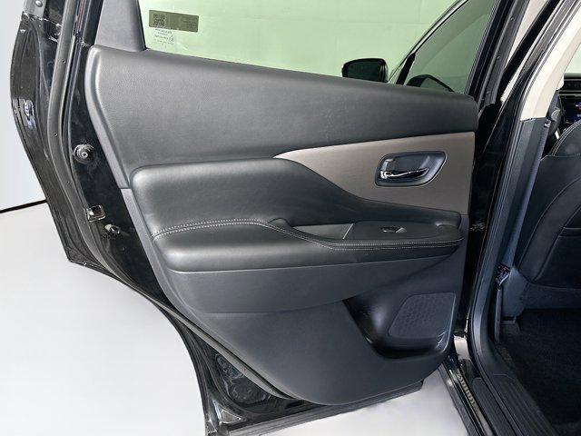 Photo of 2024 Super Black Nissan Murano