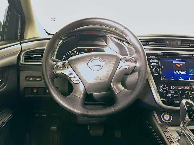 Photo of 2024 Super Black Nissan Murano