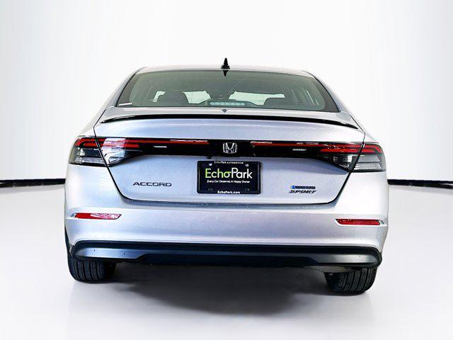 Photo of 2025 Solar Silver Metallic Honda Accord Hybrid