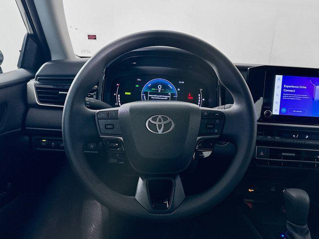 Photo of 2025 Midnight Black Metallic Toyota Camry
