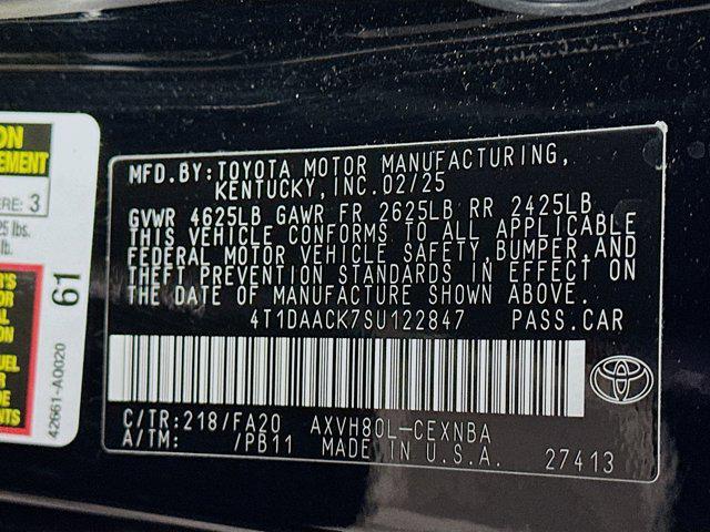 Photo of 2025 Midnight Black Metallic Toyota Camry
