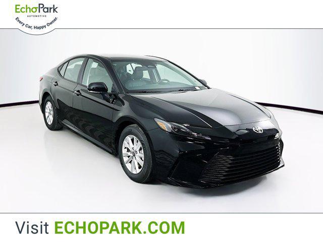 Photo of 2025 Midnight Black Metallic Toyota Camry