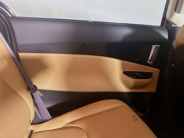 Photo of 2023 Flare Red Kia Carnival