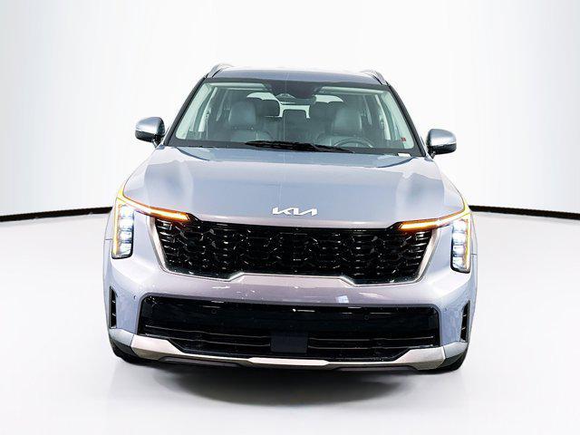 Photo of 2024 Everlasting Silver Kia Sorento