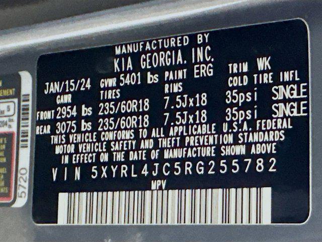 Photo of 2024 Everlasting Silver Kia Sorento