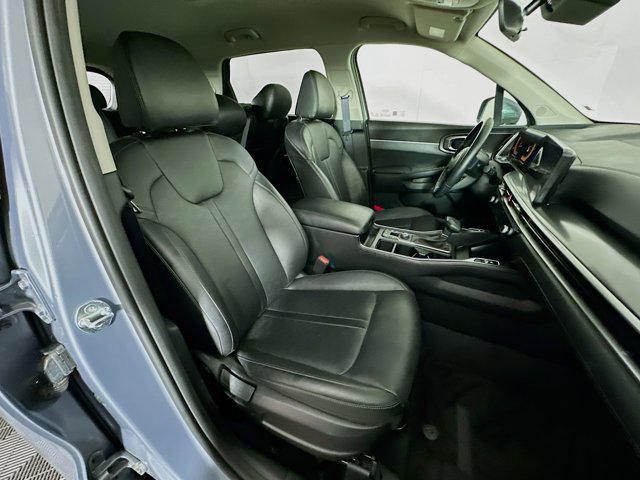 Photo of 2024 Everlasting Silver Kia Sorento