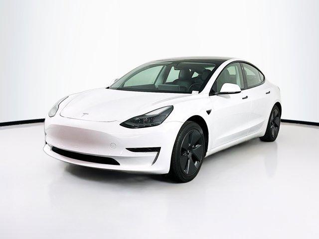 Photo of 2021 Pearl White Multi-Coat Tesla Model 3