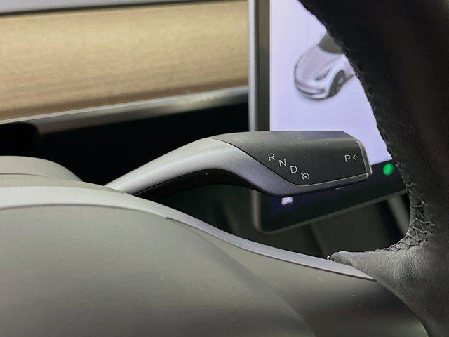 Photo of 2021 Pearl White Multi-Coat Tesla Model 3