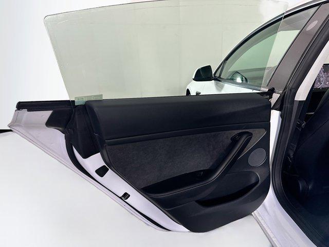 Photo of 2021 Pearl White Multi-Coat Tesla Model 3
