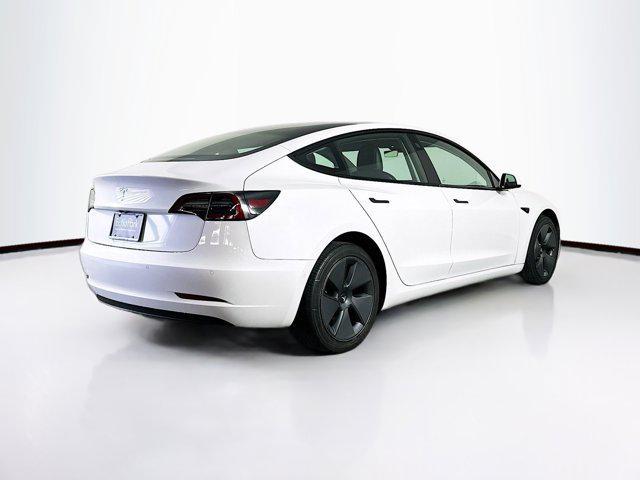 Photo of 2021 Pearl White Multi-Coat Tesla Model 3