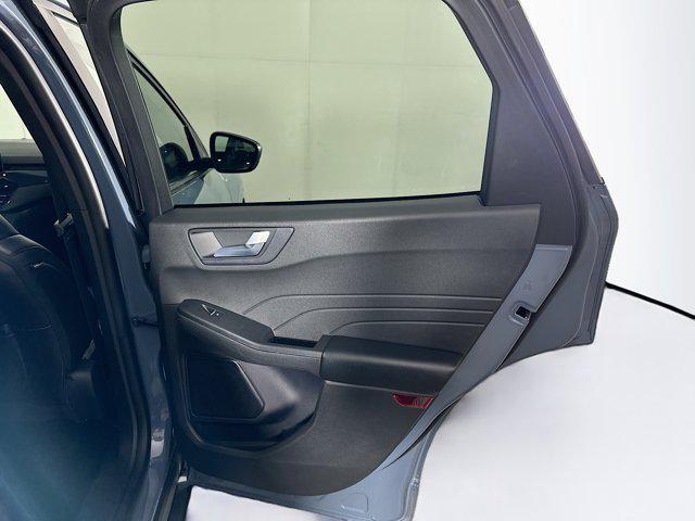 Photo of 2024 Vapor Blue Metallic Ford Escape